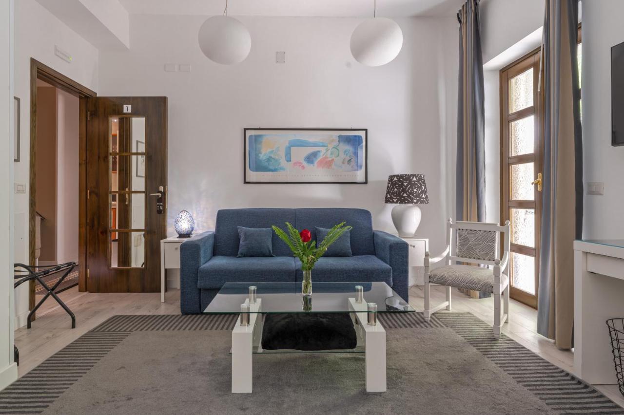 Donnalaura Bed & Breakfast Месина Екстериор снимка