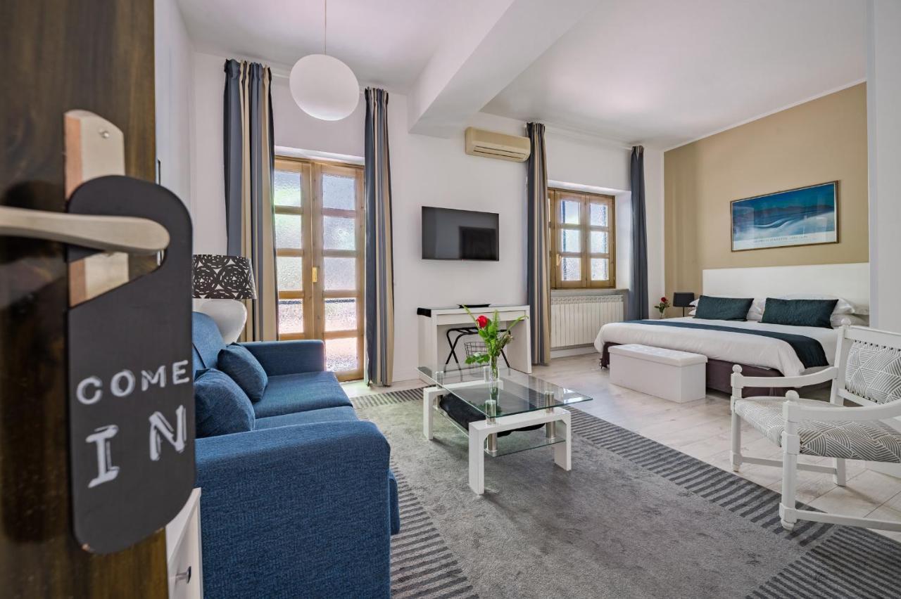 Donnalaura Bed & Breakfast Месина Екстериор снимка